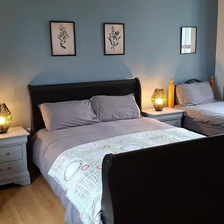 Sleeps6-Familyfriendly-Freeparking-Garden * Ballybunion