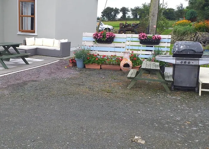 Murphy's Irish Near Nyaraló